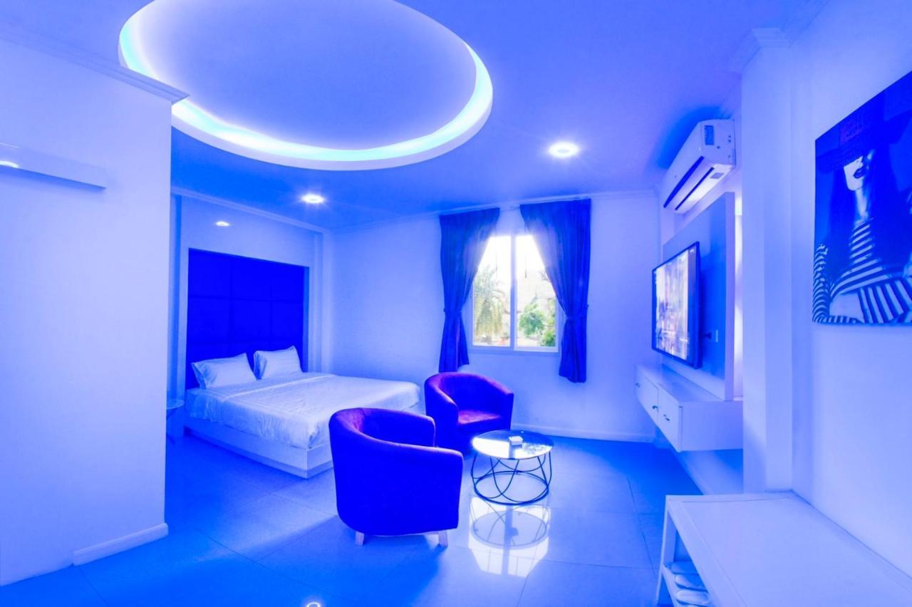 Titanic Residence-5 Minutes Walk To Walking Street Pattaya Exterior foto